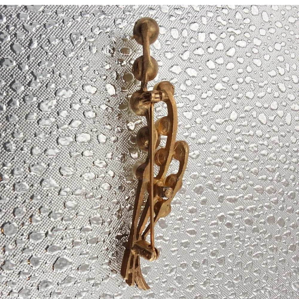 Vintage MCM Large Faux‎ Pearl Brooch Pin Gold Tone Textured Floral Statement